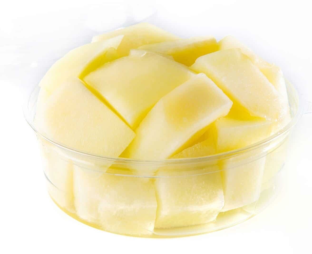 Sliced spanish white melon Sliced spanish white melon - Image 1