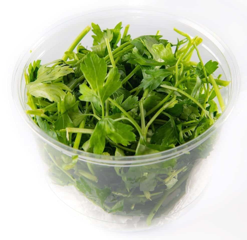 Washed parsley Washed parsley - Image 1