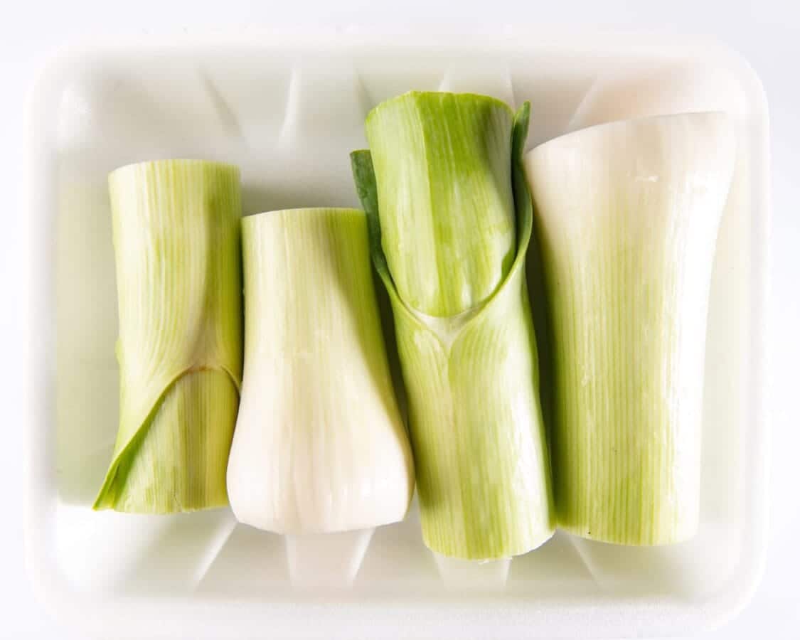 WhatsApp Image 2025-03-18 at 12.23.01 (1) Checked and washed leek - Image 1